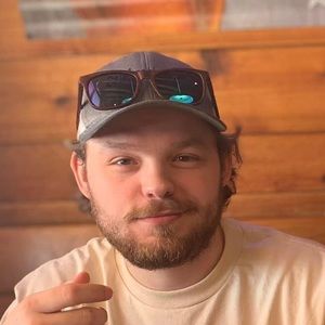 Meet your Posher, Austin